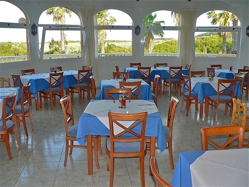 Hotel Arenas De Son Bou Restaurant foto